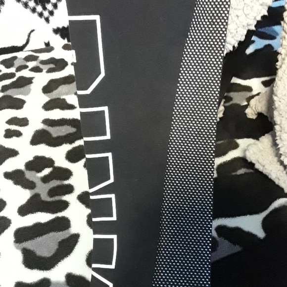 *SOLD* NWT Pink vs Sherpa Set - Picture 3 of 5